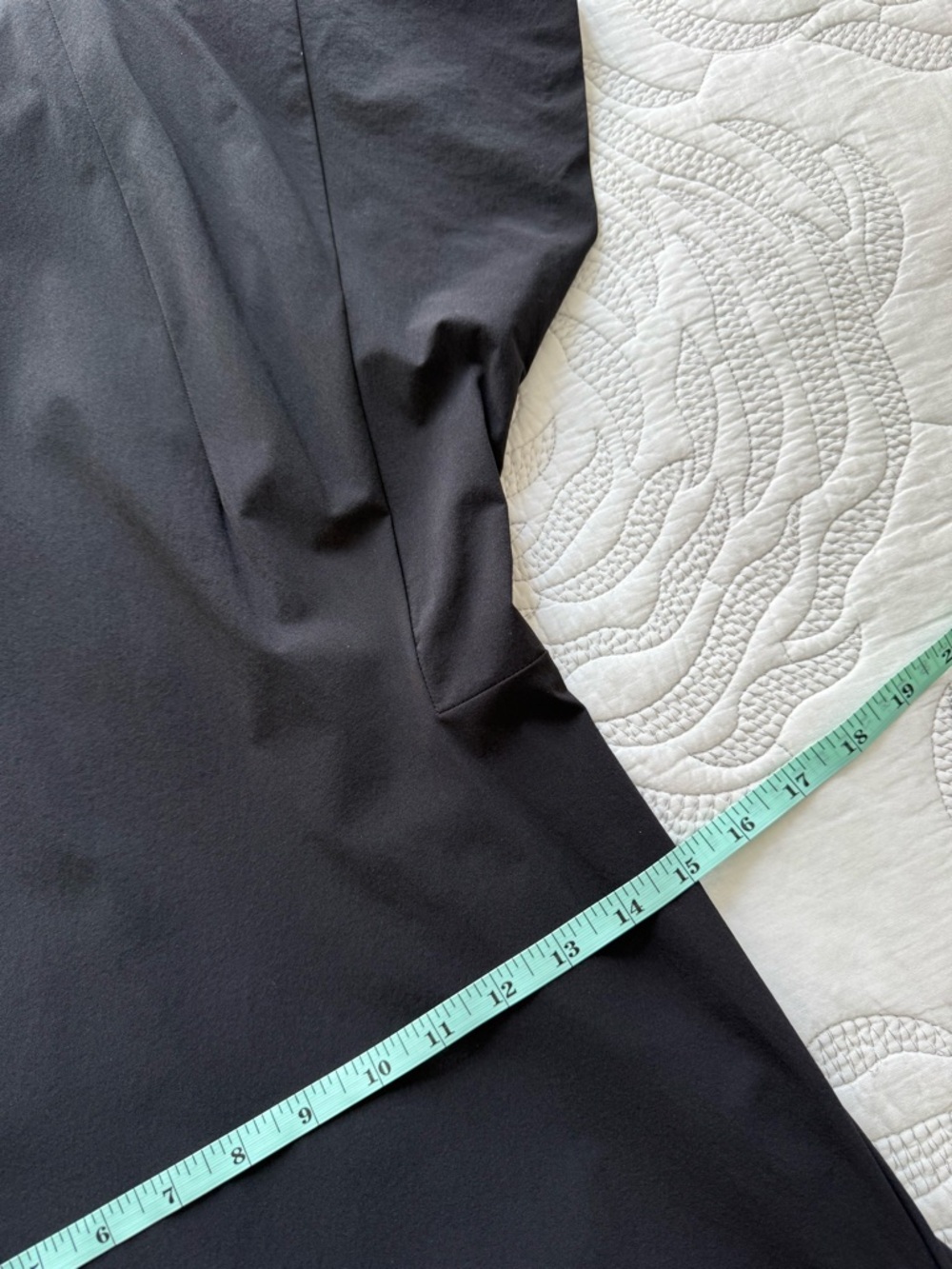A.W.A.K.E. Mode - Sculptural Contrast Midi Dress - Black & Ivory - Picture 13 of 14